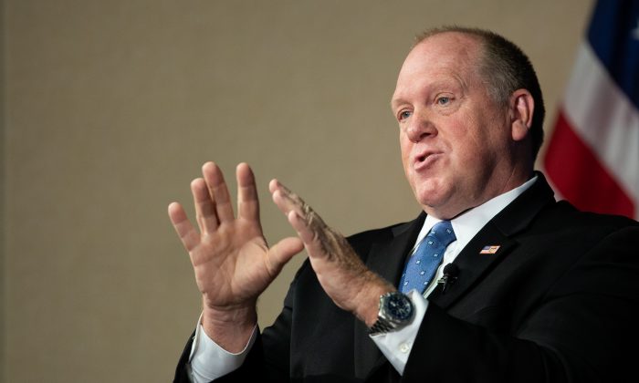 Former Acting ICE Director Tom Homan speaks at the National Press Club on June 5, 2018. (Charlotte Cuthbertson/The Epoch Times)