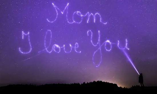 Woman Receives More Than 100 Mother’s Day Cards After Fostering Children