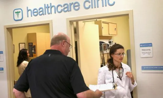 Facing Four Year Wait for Hip Surgery, Canadian Woman Headed to Court
