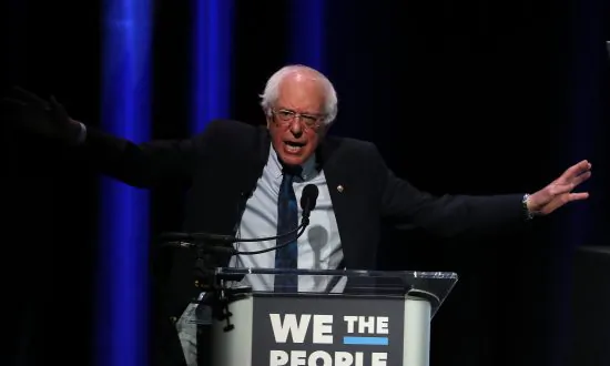 Summit Starring 2020 Democrats Opens With Chant From the Words of a Marxist and Murderer