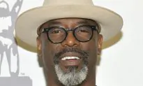 ‘Grey’s Anatomy’ Actor Thanks Trump for First Step Act, Criticizes Obama
