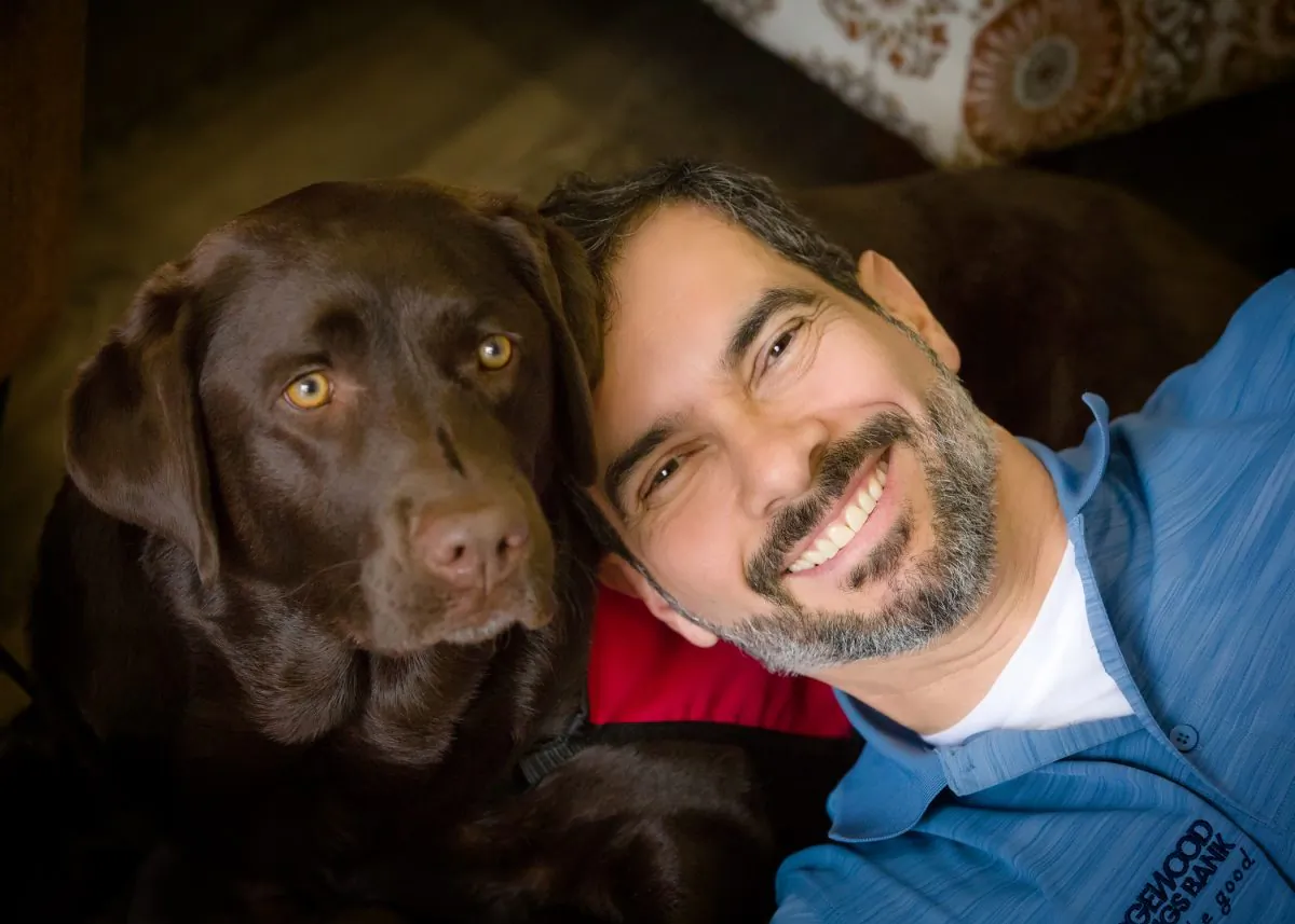 Molly Jo (L) with Memo Roa. (Courtesy of Bonnie Gray Studios)