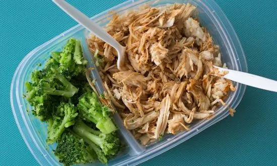 Indiana School District Turns Unused Cafeteria Food Into Take-Home Meals for Children