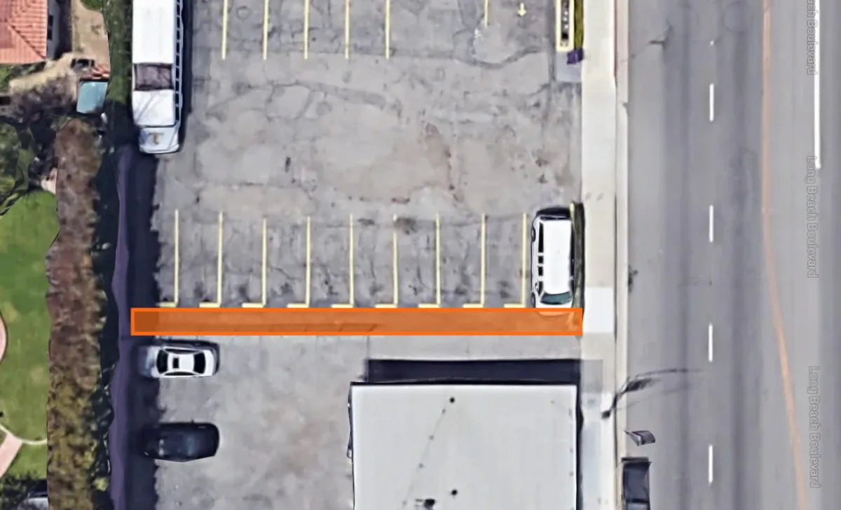 A small 4-foot by 96-foot strip of land is on sale for nearly $18,000 in Long Beach, California. (Google Maps)
