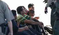 Former Border Patrol Chief: We Can’t Properly Vet 650,000 Migrants Being Released