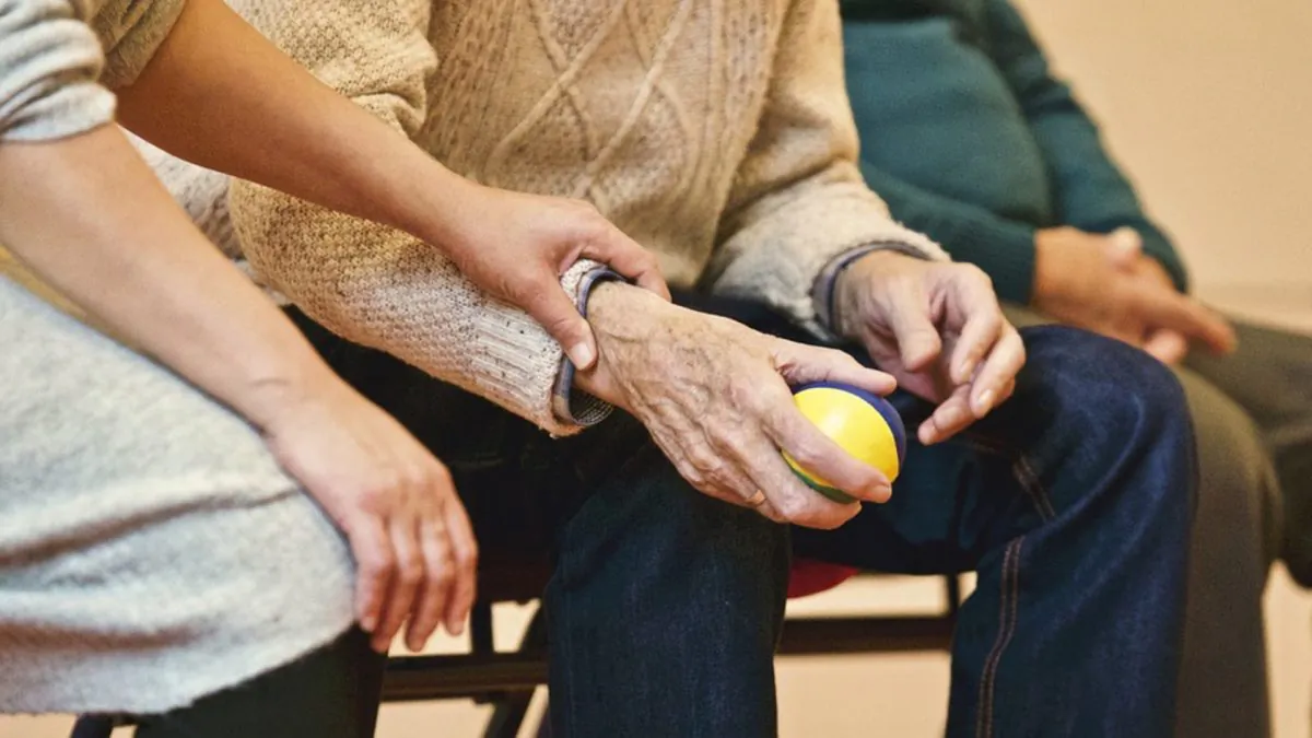Four teenagers in Caldwell few weeks ago helped an old man on the street and their act of kindness caught attention after it was shared on Facebook. (Stock Snap/Pixabay)