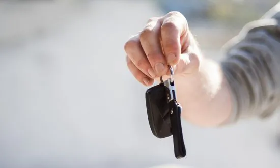 Good Samaritans Donate Car to a Man Who Walked 2 Hours Each Way to Work for a Decade