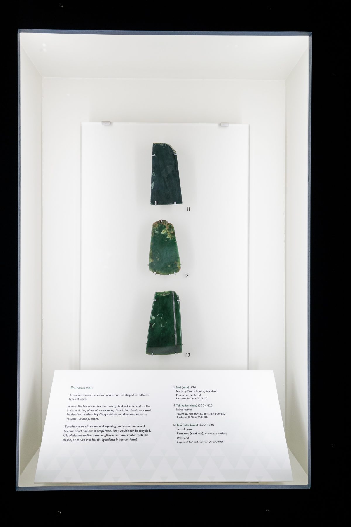 Toki greenstone blades