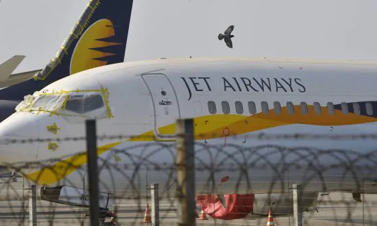Over 1,000 Jet Airways Pilots Not to Fly from Monday Due to Unpaid Salaries