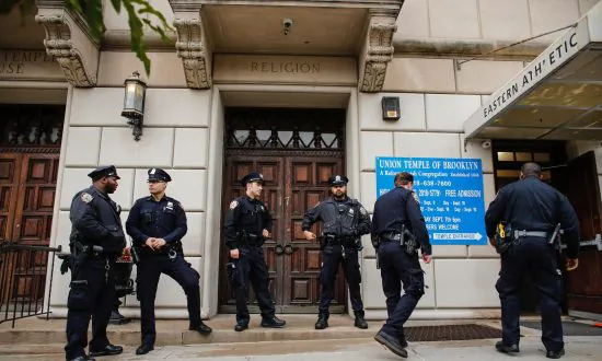 Lawmakers Condemn Anti-Semitic Attacks in New York: Bipartisan Support for Victims