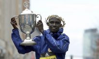 Kenya’s Cherono Wins Men’s Boston Marathon in Sprint to Tape