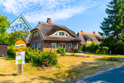 mittelhagen_houses_germany