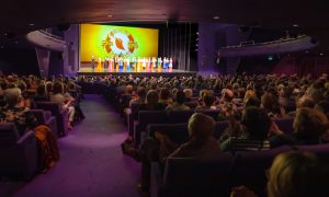 Theater Company Owners Inspired by Shen Yun