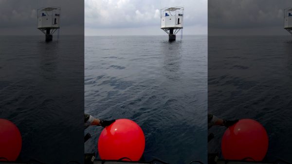Thai authorities raid floating home