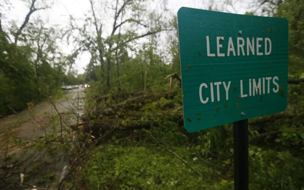 Fallen trees line the roads leading into the small community of Learned, Miss., on April 18, 2019. (Rogelio V. Solis/Photo via AP)