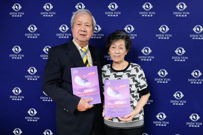 Ni Zhaolong, honorary chairman of Central Taiwan Fine Arts Association, and his wife Lin Huizhen enjoyed Shen Yun Performing Arts World Company’s performance at Taichung City Chung Shan Hall in the afternoon on April 20, 2019. (Annie Long/The Epoch Times)