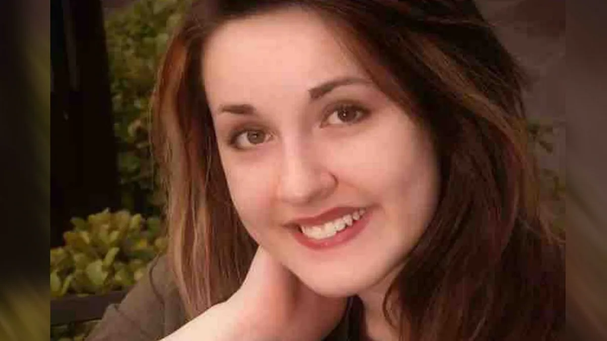 Helen McDonald Phalon died on the tracks of a New York Subway station on April 20, 2019. (Maria Pereira/GoFundMe)