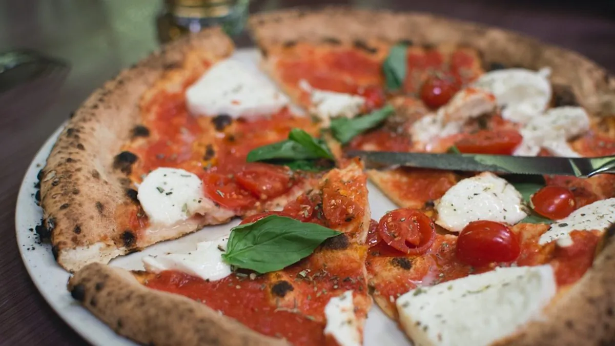 Stock image of a pizza. (Skeeze/Pixabay)