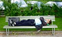 These Sleep Habits May Increase Alzheimer’s Disease Risk