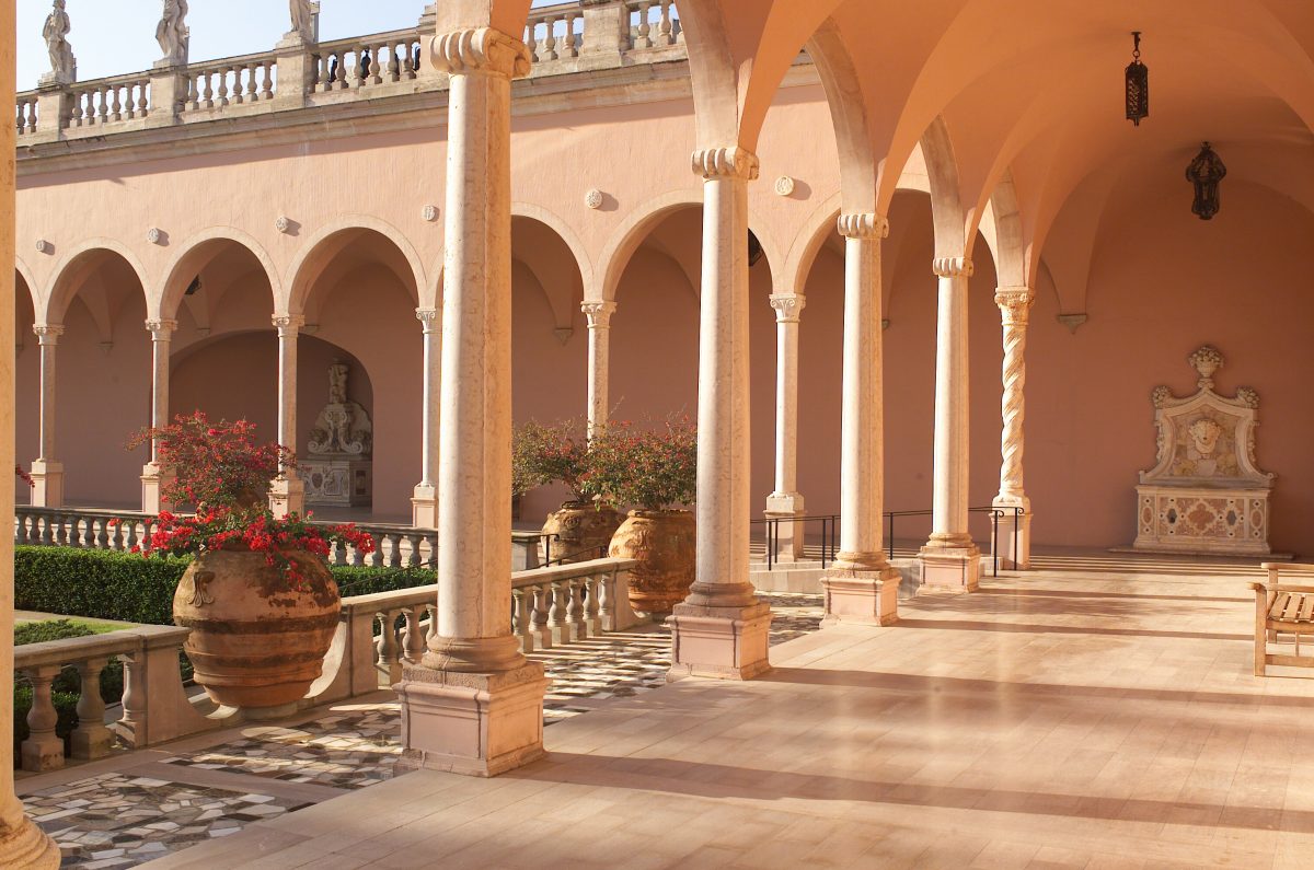 Renaissance style courtyard