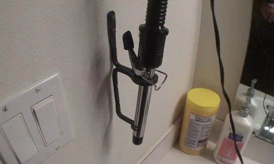 Texas Mother Looks for ‘Beauty Within’ After Freak Curling Tongs Accident