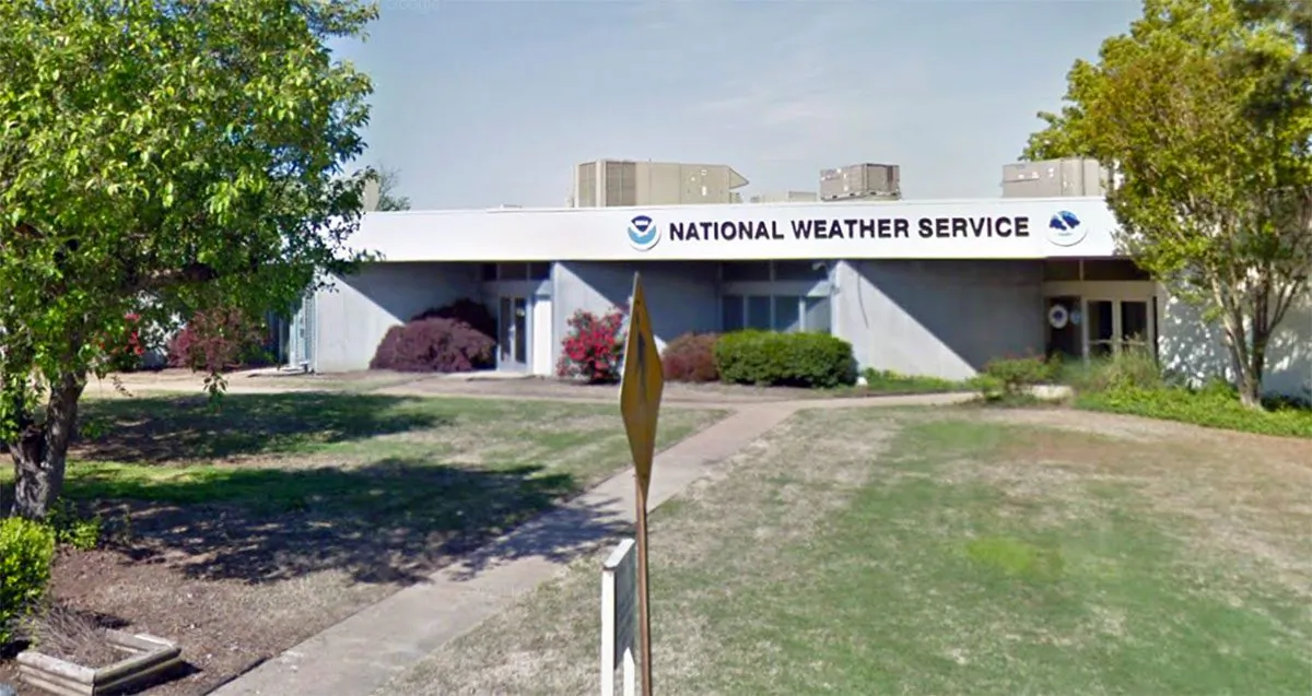 The entrance to the National Weather Service office in Memphis, Tenn., in April 2018. (Google Maps Street View/Screenshot)