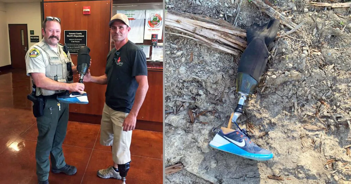 Sonoma Sheriff's Office presents a prosthetic leg back to its owner, Dion Callaway, in Santa Rosa, Calif., on April 22, 2019. (Courtesy of Sonoma Sheriff's Office/Facebook)