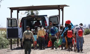 Illegal Immigrants Flood Into Yuma, Overwhelming Border Patrol and City Resources