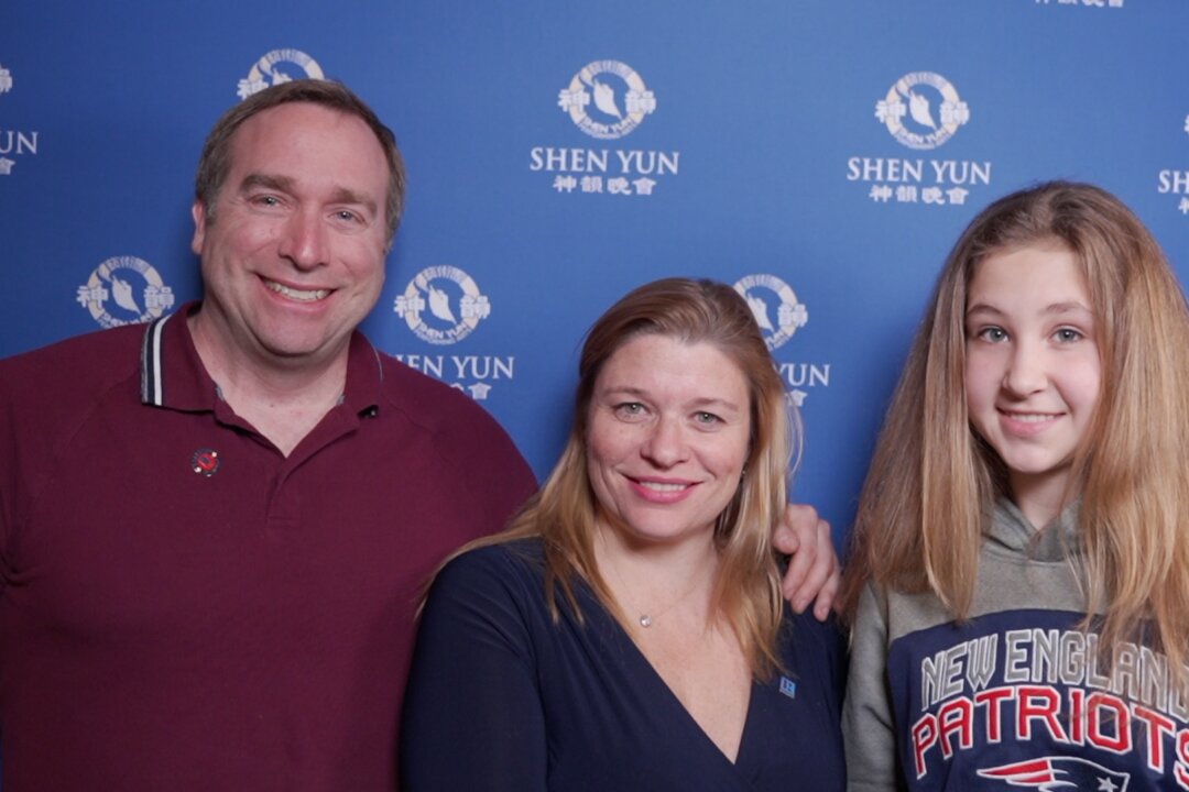 Mark Montross, Amy Gerrity-Parent, and Amy's daughter saw Shen Yun Performing Arts at the Flynn Center for the Performing Arts on April 29, 2019. (NTD Television)