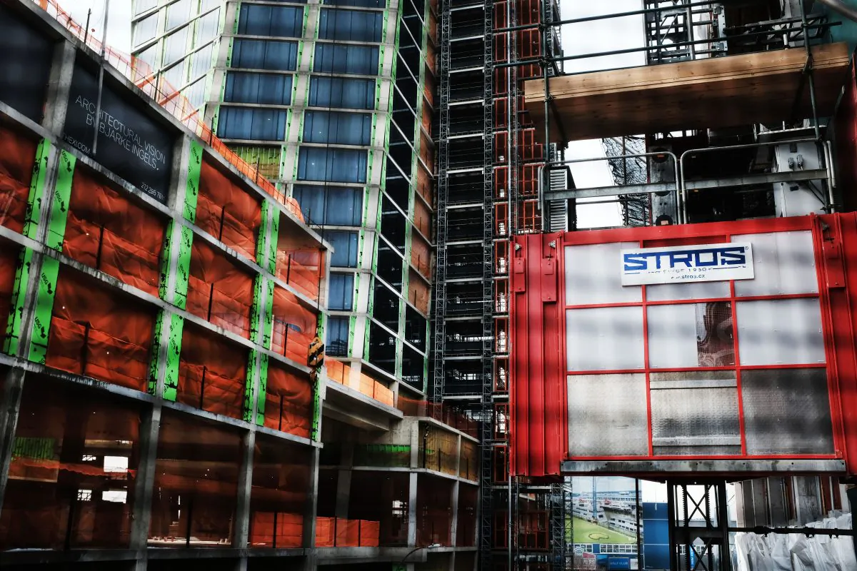 Construction at a building site in Manhattan on March 8, 2019. (Spencer Platt/Getty Images)