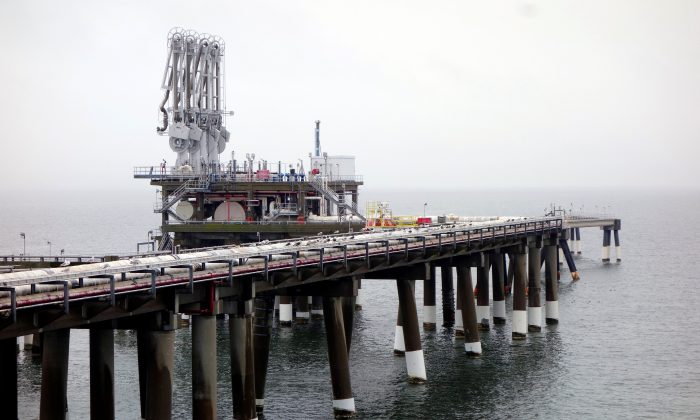 The pier at Dominion's Cove Point liquefied natural gas (LNG) plant on Maryland's Chesapeake Bay on Feb. 5, 2014. (Timothy Gardner/File Photo/Reuters)