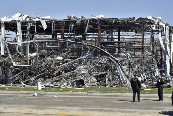 Illinois plant explosion 4