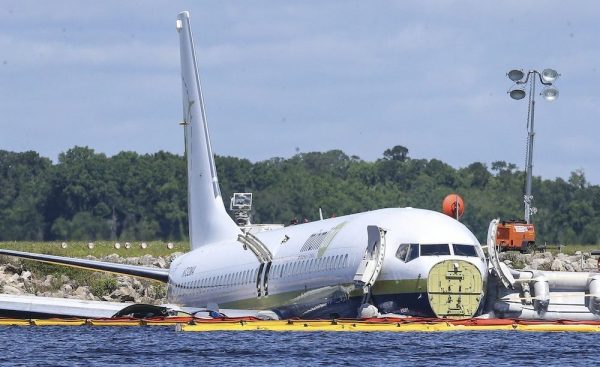 charter-plane1-e1557105169339