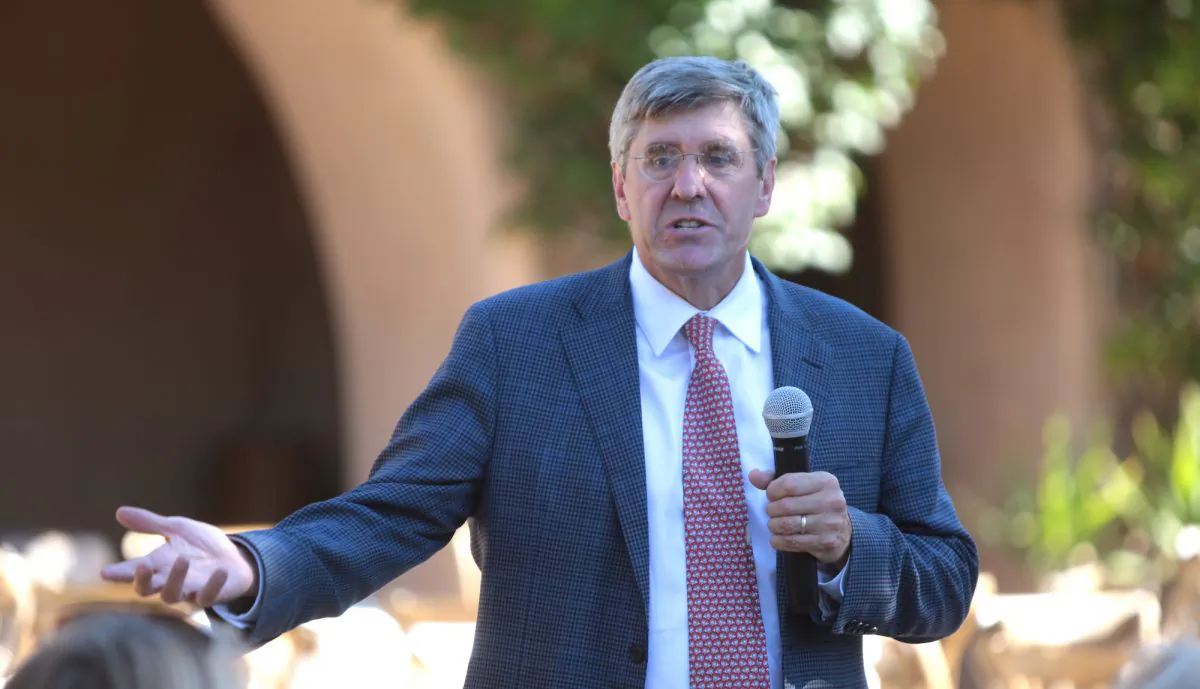 Stephen Moore speaks at the DC Ranch in Scottsdale, Arizona. (Gage Skidmore/CC-SA)