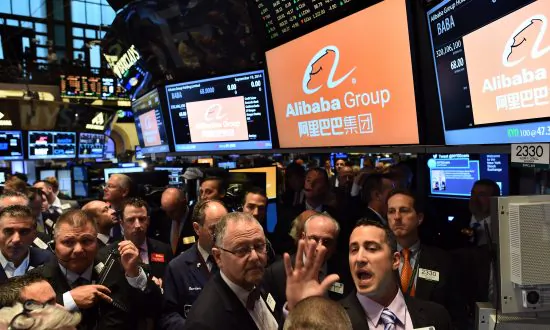 Growing Crackdown Sparks Foreign Exodus From Chinese Stocks