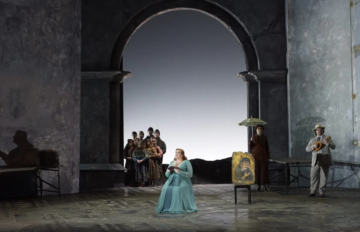 Tamara Wilson as Desdemona (centre), Carolyn Sproule as Emilia (right), and Owen McCausland as Roderigo in a scene from the Canadian Opera Company's 2019 production of "Otello." (Michael Cooper)