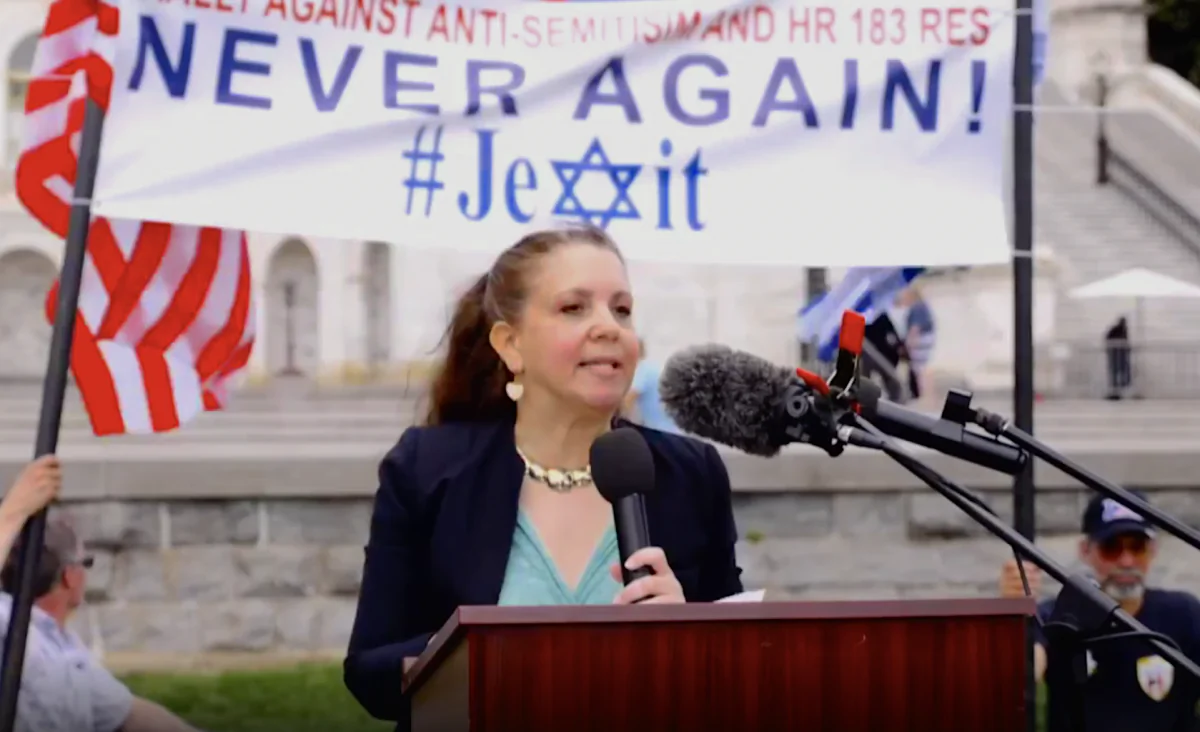 Deborah Weiss speaks at #Jexit Rally calling for Jews to leave the Democratic Party, in front of the Capitol in Washington on May 7, 2019. (screenshot/Jexit)