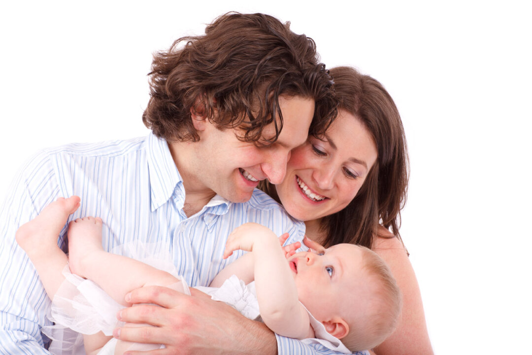 Humility can provide a reservoir of calm for those moments when the tensions of parenthood can push some couples towards conflict. (PublicDomainPictures)