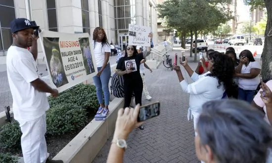 Mother of Missing Texas Girl Heckled After Canceled Hearing
