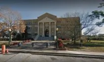 Texas Town Defies Group’s Call to Remove Courthouse Crosses
