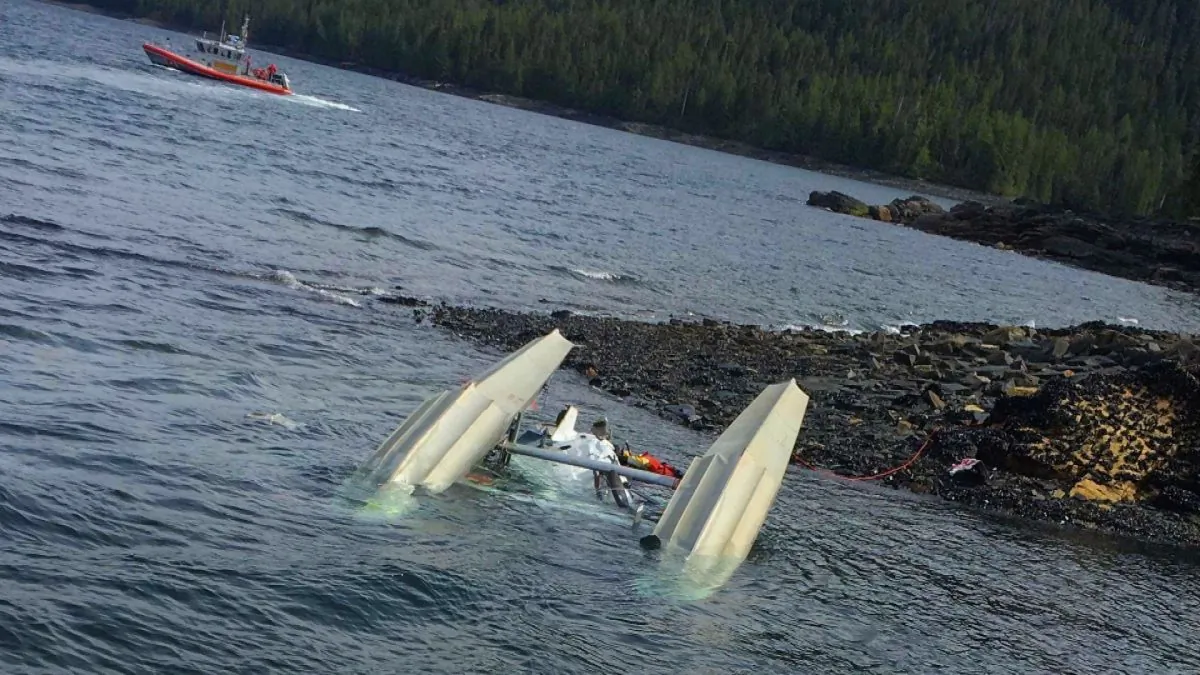 U.S. Coast Guard crew searches for survivors from downed aircraft in the vicinity of George Inlet near Ketchikan, Alaska on May 13, 2019. (Ryan Sinkey/U.S. Coast Guard/Handout via Reuters)