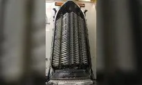 SpaceX Will Launch Its First 60 Satellites to Deliver Internet From Space