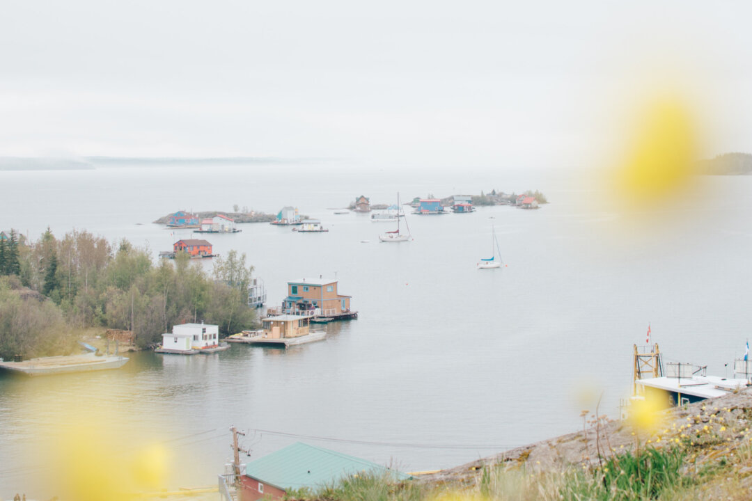 Searchers for Missing Trio on Great Slave Lake Spot Body Among Debris ...