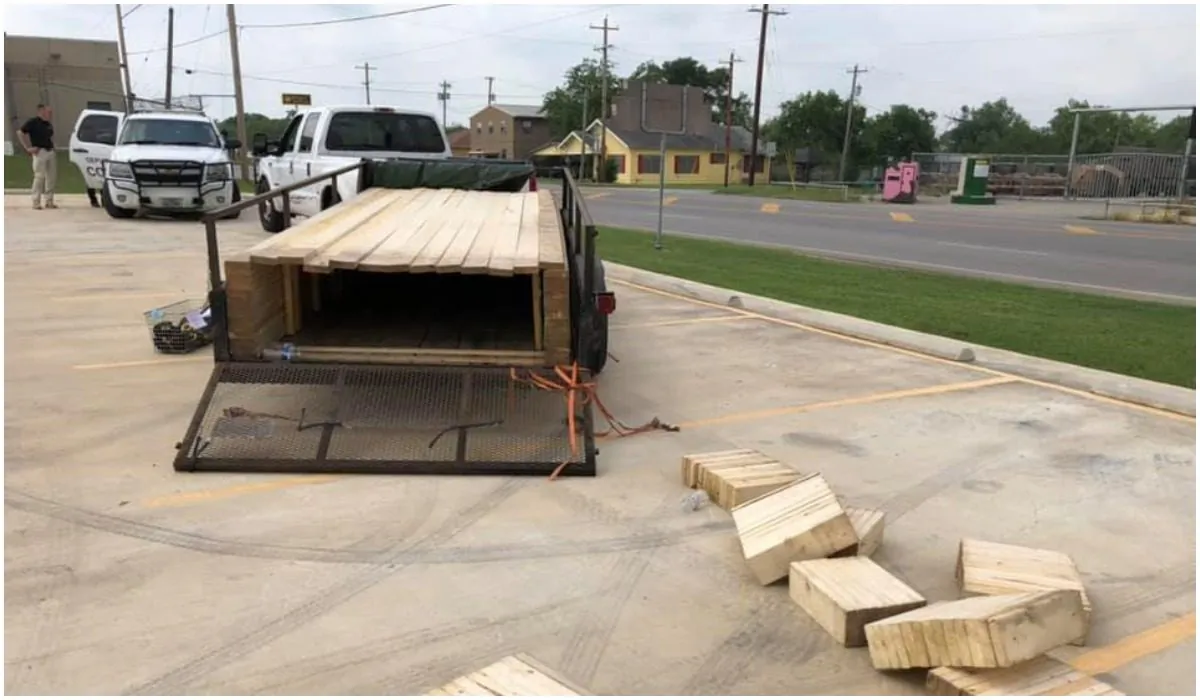 The trailer used in suspected people smuggling in Atascosa Texas. (Atascosa County Sheriff)
