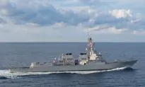 US Warship Sails in Disputed South China Sea Amid Trade Tensions