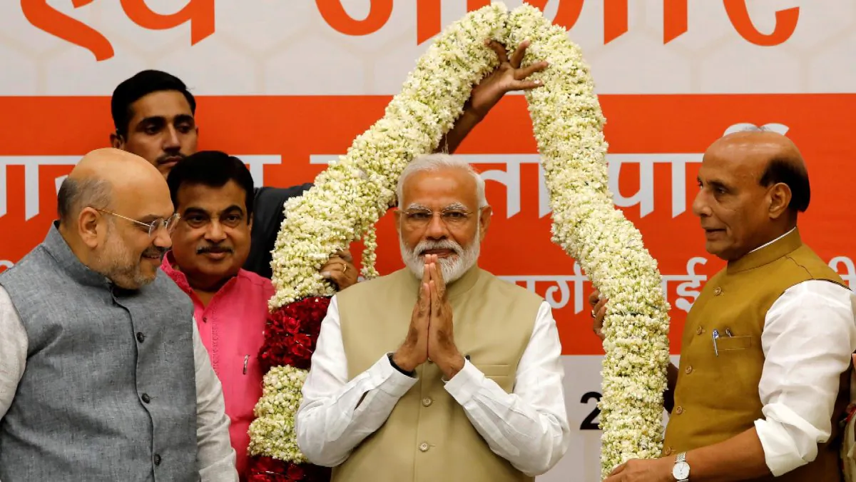 India's Prime Minister Narendra Modi gestures as he is presented with a garland during a thanksgiving ceremony by Bharatiya Janata Party (BJP) leaders to its allies at the party headquarters in New Delhi, India on May 21, 2019. (Anushree Fadnavis/File Photo/Reuters)