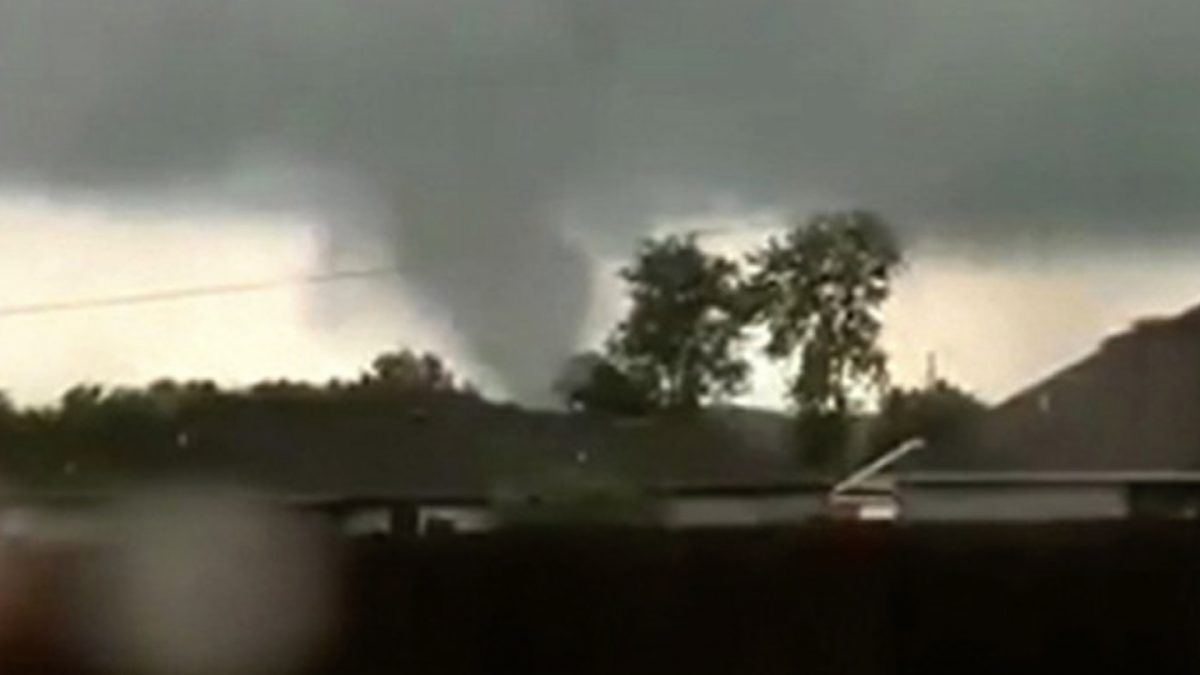 Golden City Missouri Devastated By Tornado 3 Deaths Reported