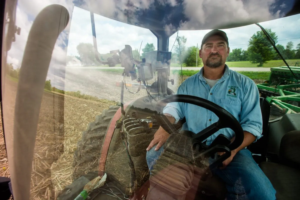 Farmer Tim Bardole plants a field near Perry, Iowa on May 22, 2019. (Zach Boyden-Holmes/The Des Moines Register via AP)