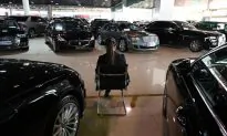 Woman Uses Over 130,000 Yuan Coins to Pay for New Car