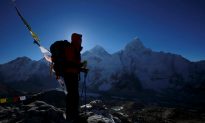 10 Deaths on Everest This Season Raise Safety Concerns